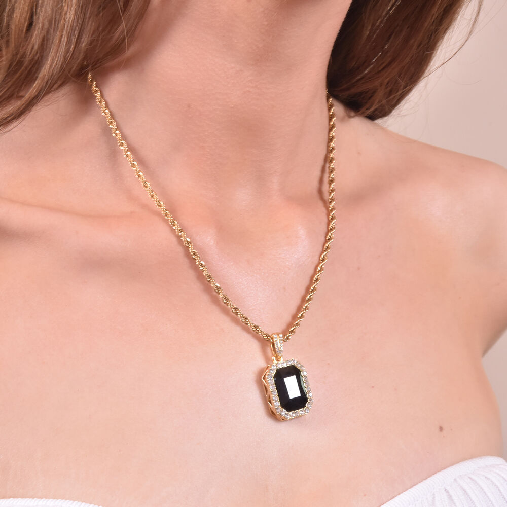 Culturesse De Vivre Noir Pendant Necklace