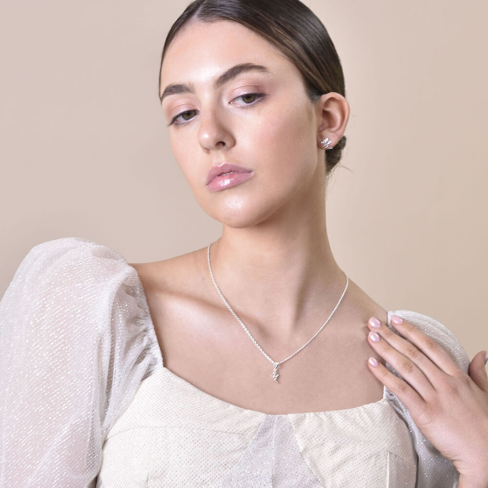 Culturesse Chinese Love Pendant Necklace (Silver)