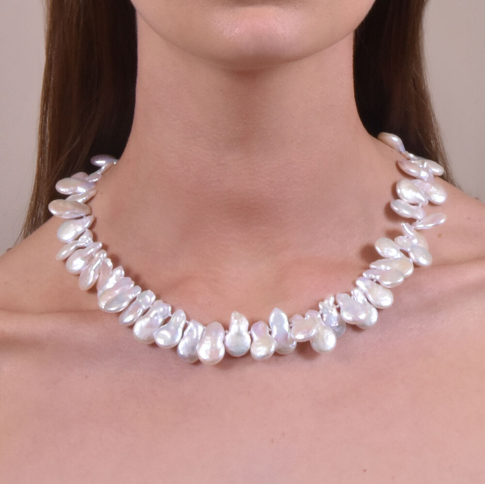 Culturesse Audriana Luxury Baroque Pearl Necklace