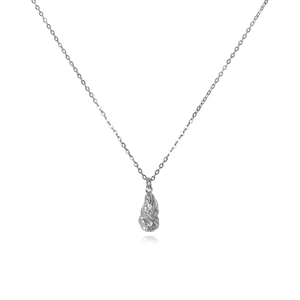 Culturesse Louna Artisan Textured Drop Pendant Necklace (Silver)