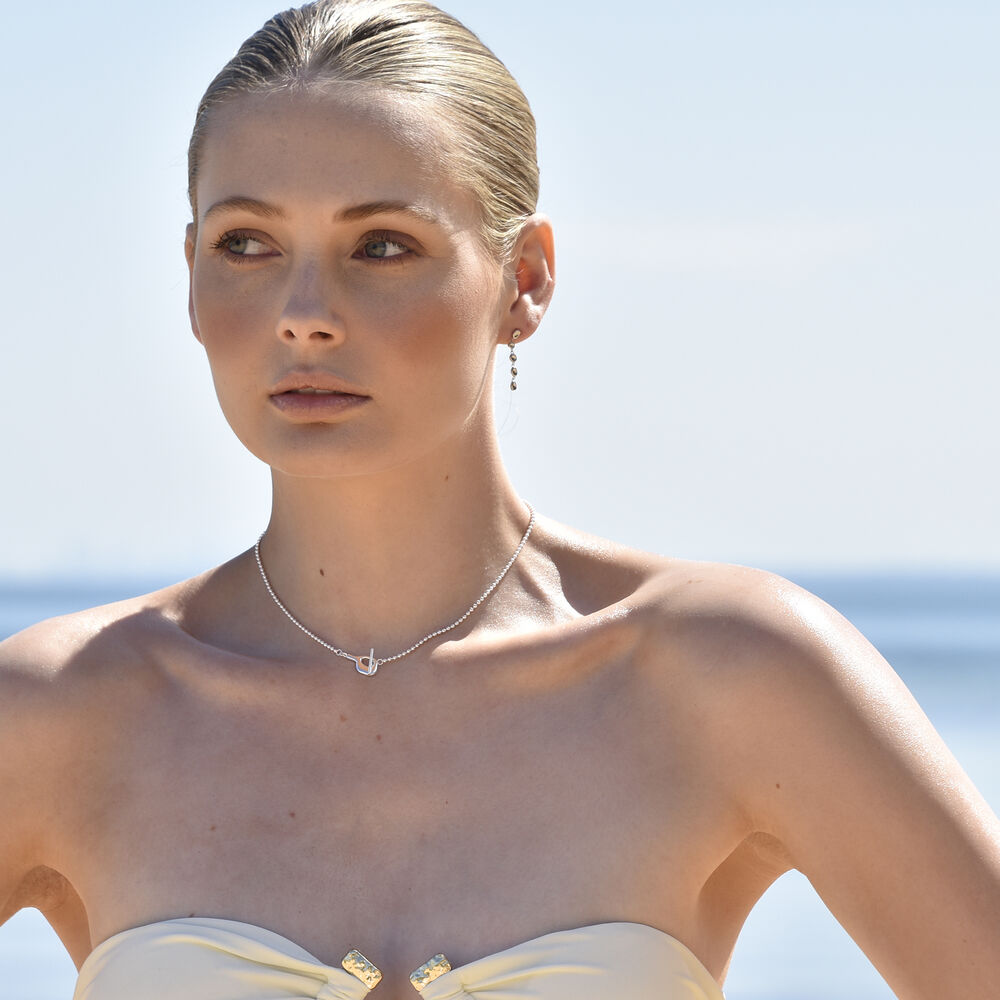 Culturesse Tobi Sculptural Vase Toggle Necklace / Choker