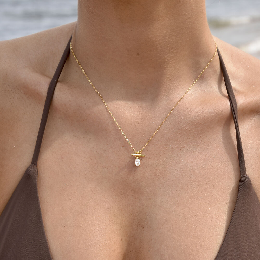 Culturesse Bjarne Zircon Toggle Pendant Necklace (Gold)