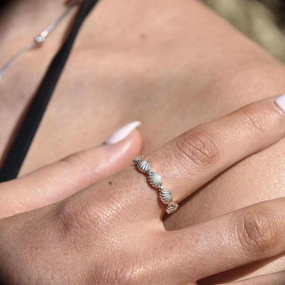 Culturesse Tresor Artisan Scallop Open Ring (Silver)