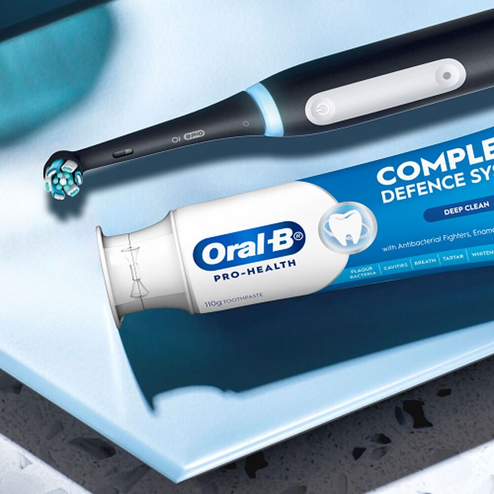 Oral-B Pro-Health Advanced Deep Clean Toothpaste 110g