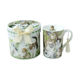 Cats and Kittens Collectable Ceramic Mug Gift Set with Decorative Box