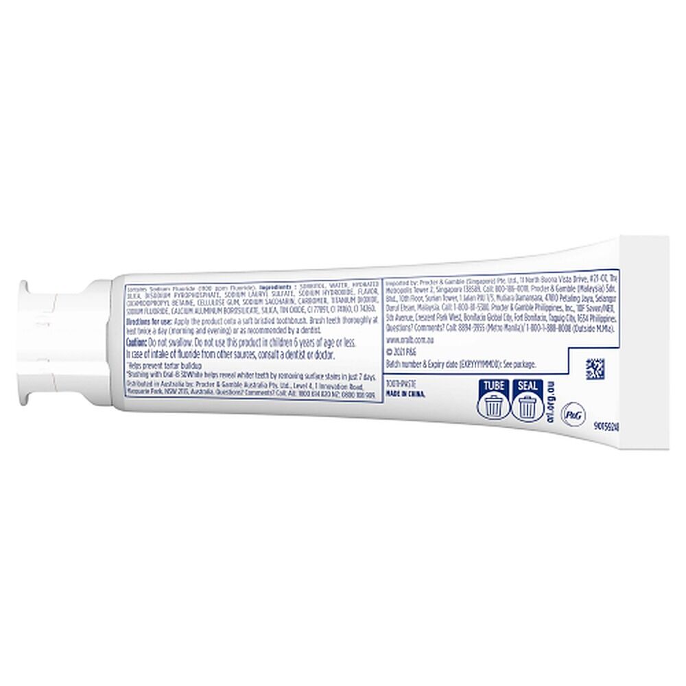 Oral-B 3D White Strengthens Enamel Toothpaste 110g