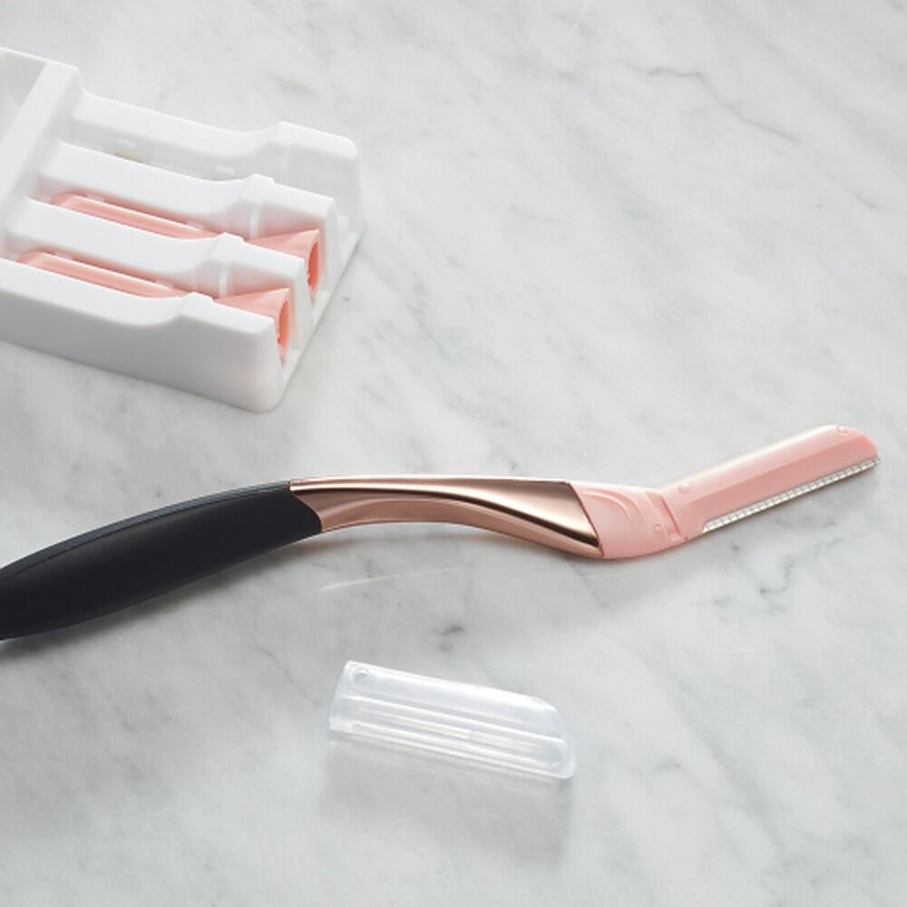 Schick Silk Salon Dermaplaning Wand Kit