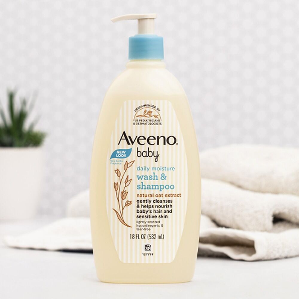 Aveeno Baby Daily Moisture Wash & Shampoo 532mL