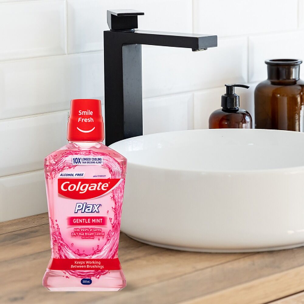 Colgate Plax Mouthwash Gentle Care 500mL