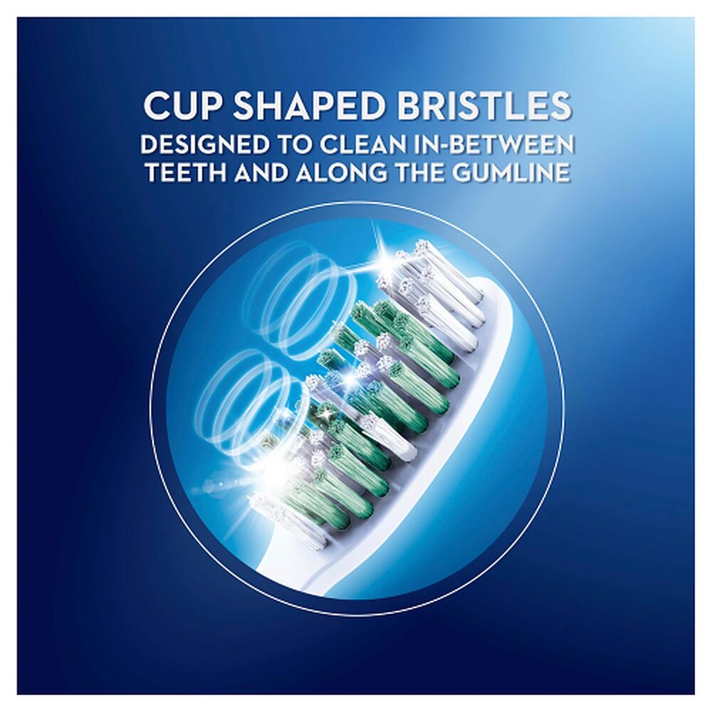 Oral-B All Rounder Fresh Clean Toothbrush Medium