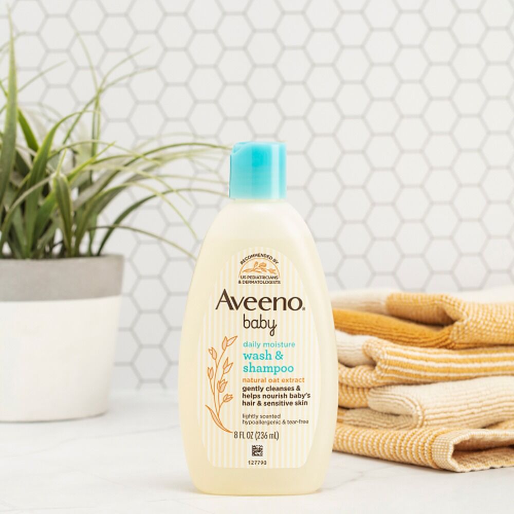 Aveeno Baby Daily Moisture Wash & Shampoo Lightly Scented Sensitive 236mL