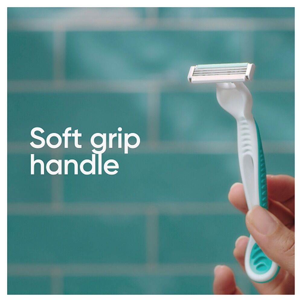 Gillette Venus Simply3 Sensitive Disposable Razors 4 Pack