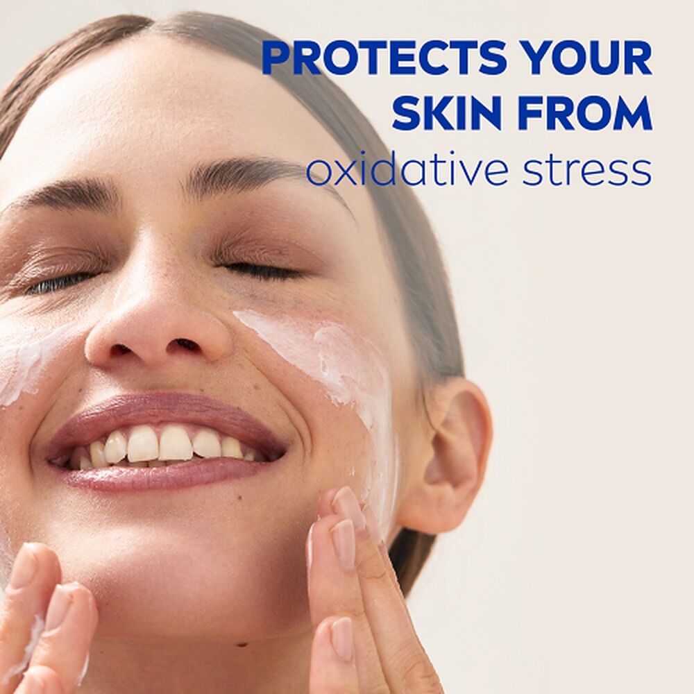 NIVEA Hydrating Night Cream 50mL