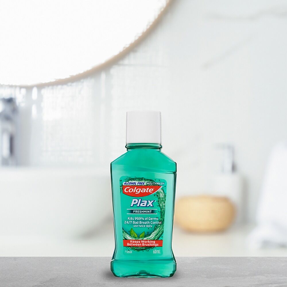 Colgate Plax Antibacterial Travel Mouthwash Freshmint 60mL