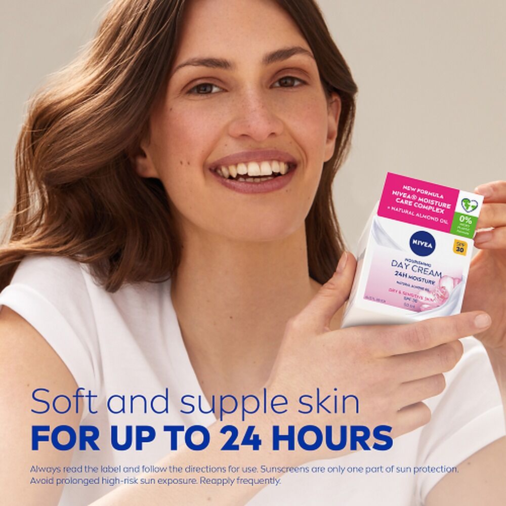 NIVEA Nourishing Day Cream SPF30 50mL