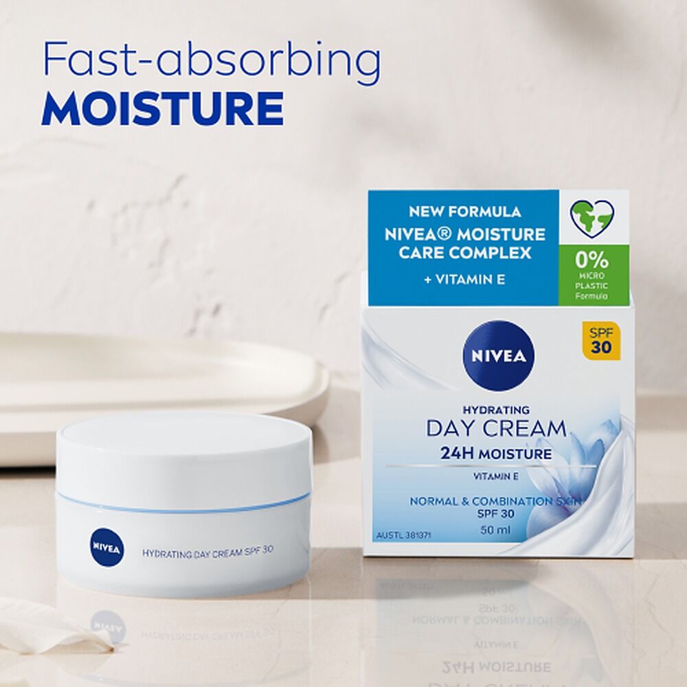 NIVEA Hydrating Day Cream SPF30 50mL
