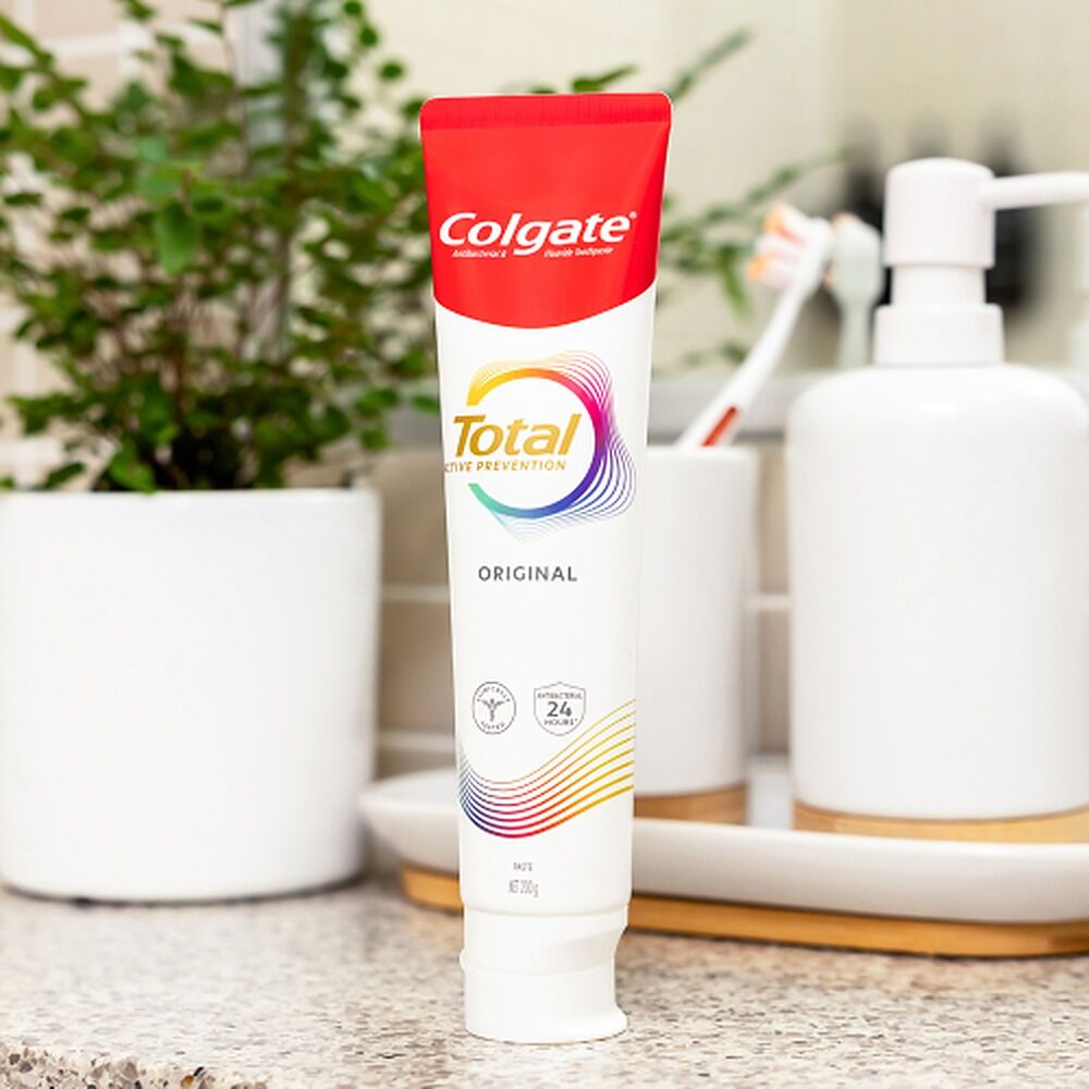 Colgate Total Active Prevention+ Original Toothpaste 200g