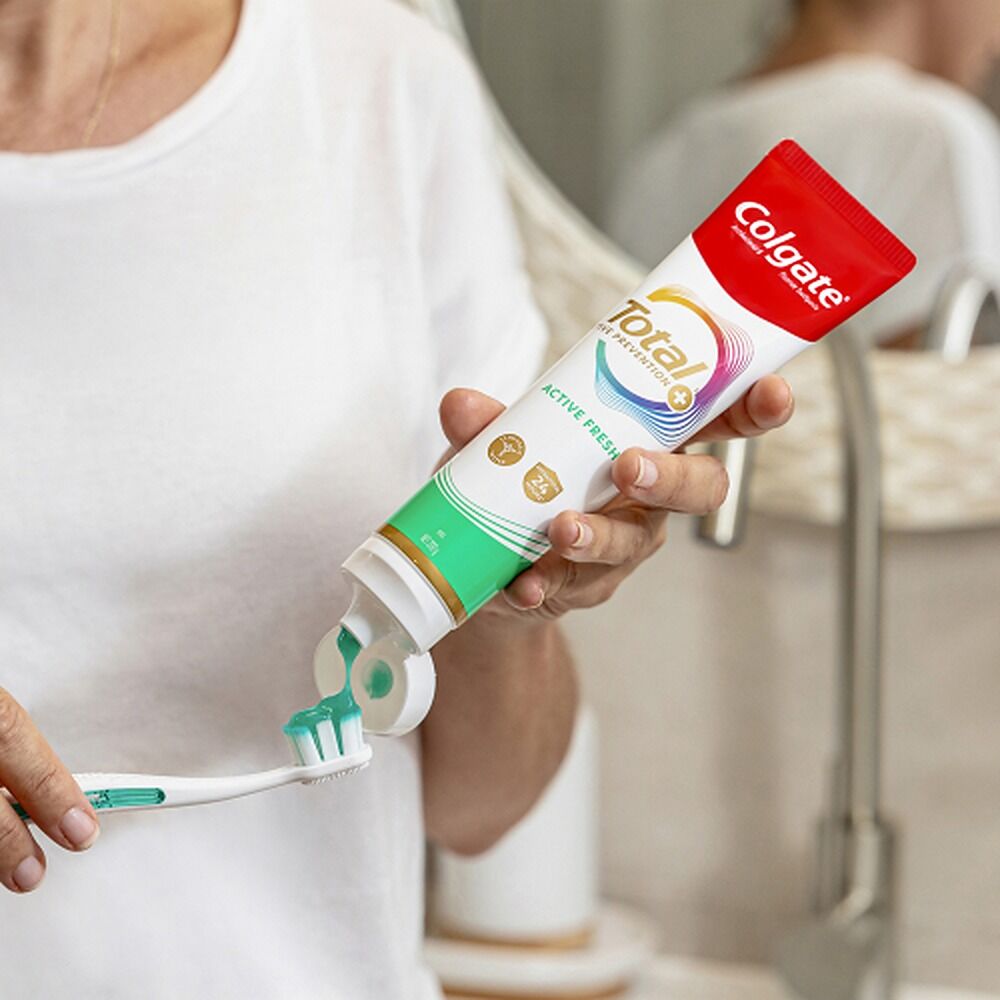 Colgate Total Active Prevention+ Active Fresh Toothpaste 200g