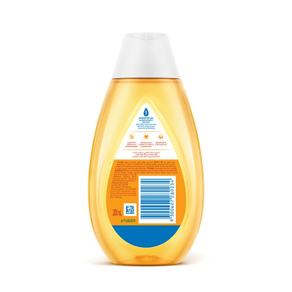 Johnson's Baby Shampoo with Aloe & Pro-Vitamin B5 200mL