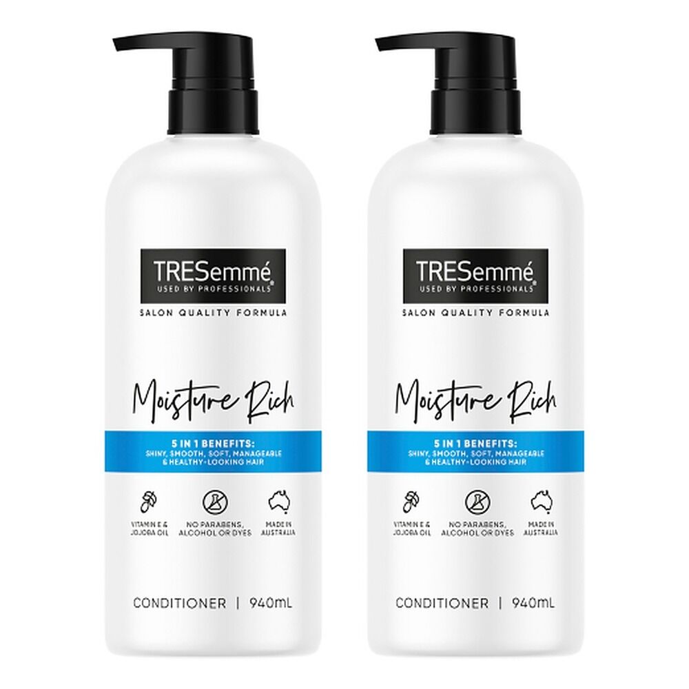 TRESemme Moisture Rich Conditioner 940mL Pack of 2