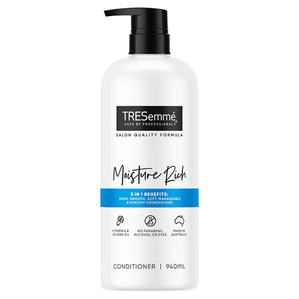 TRESemme Moisture Rich Conditioner 940mL