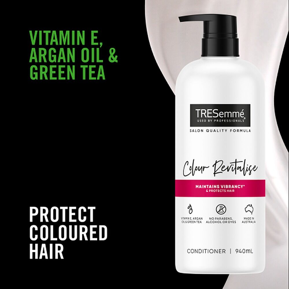 TRESemme Colour Revitalise Conditioner 940mL