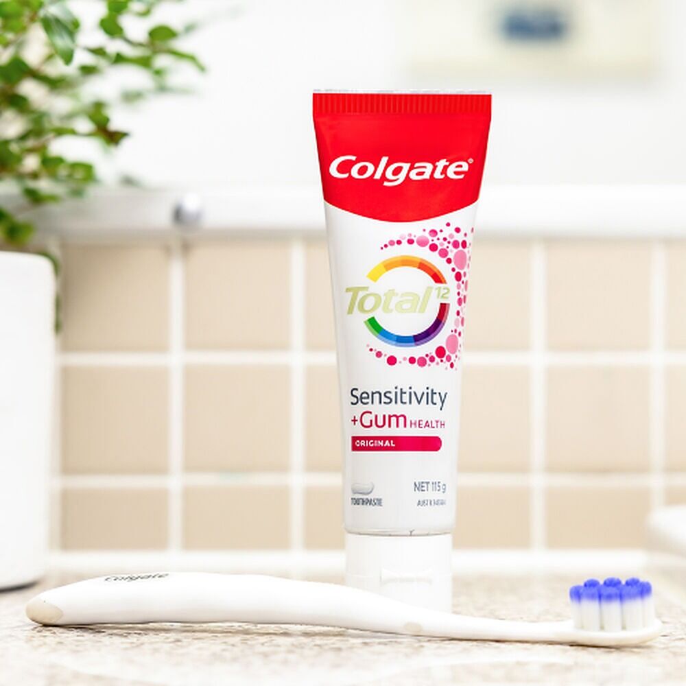 Colgate Total12 Sensitivity and Gum Health Original Toothpaste 115g