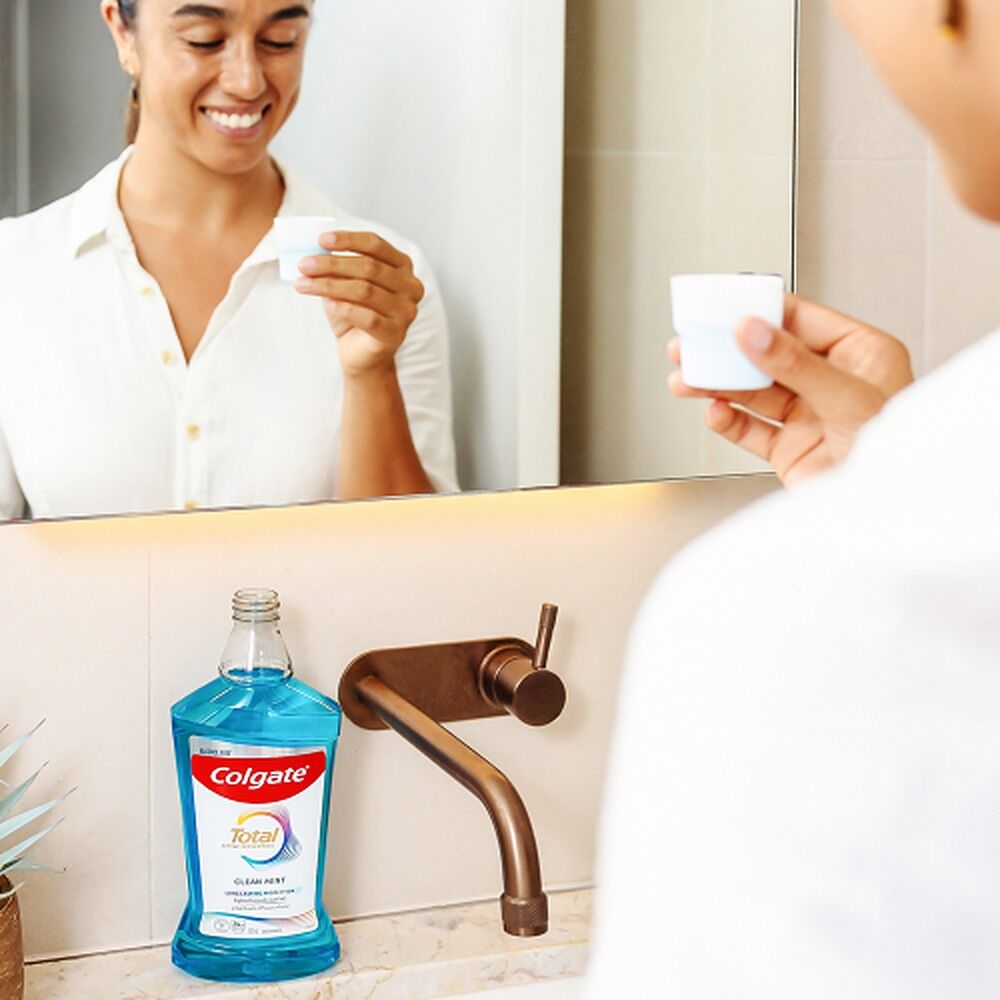 Colgate Total Mouth Wash Clean Mint 500mL