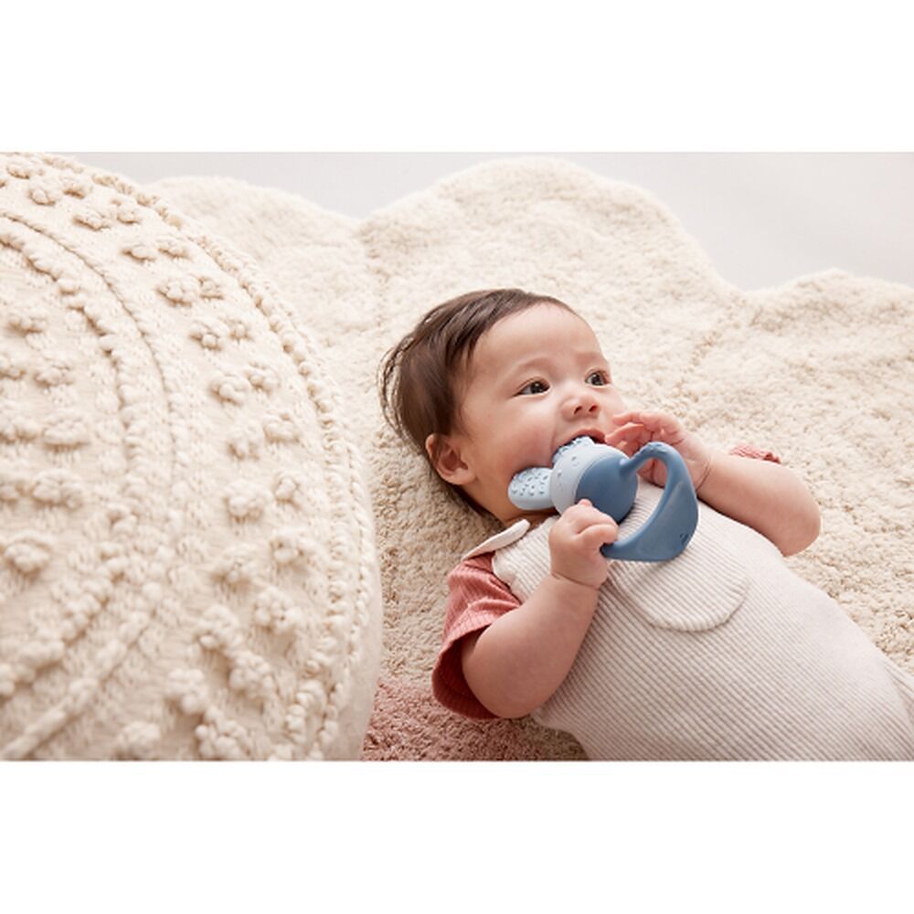 B.box Chill + Fill Teether - Lullaby Blue