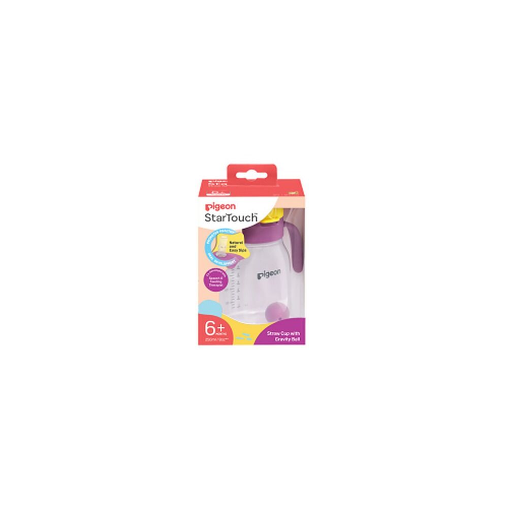 Pigeon Startouch Straw Cup + Gravity Ball Berry Blast 250mL