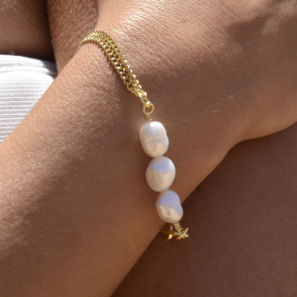 Culturesse Anouk Freshwater Pearl Dual Chain Bracelet (Gold Vermeil)