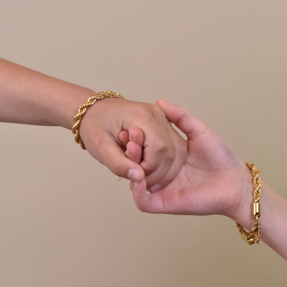 Culturesse Belina Twisted Gold Bracelet