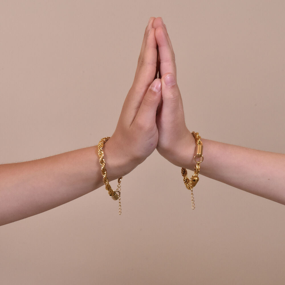 Culturesse Belina Twisted Gold Bracelet