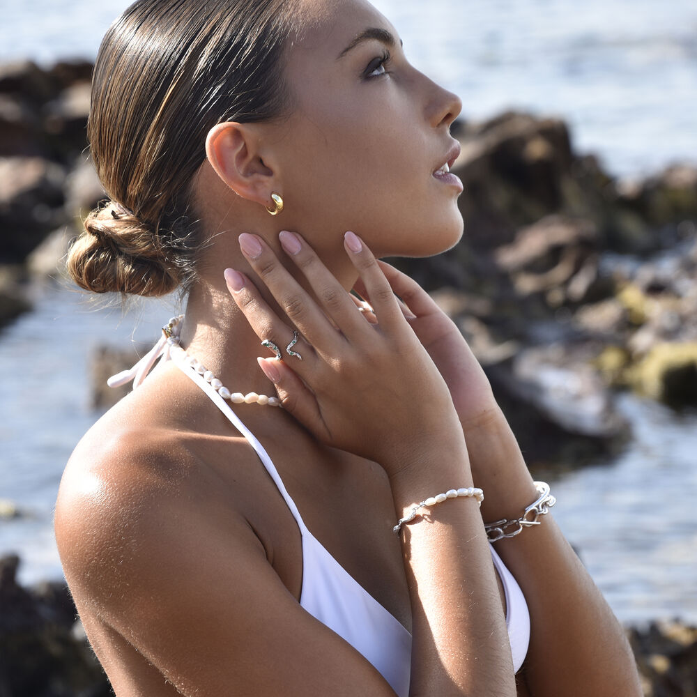 Culturesse Racquel Sculptural Silver Pod Pearl Bracelet