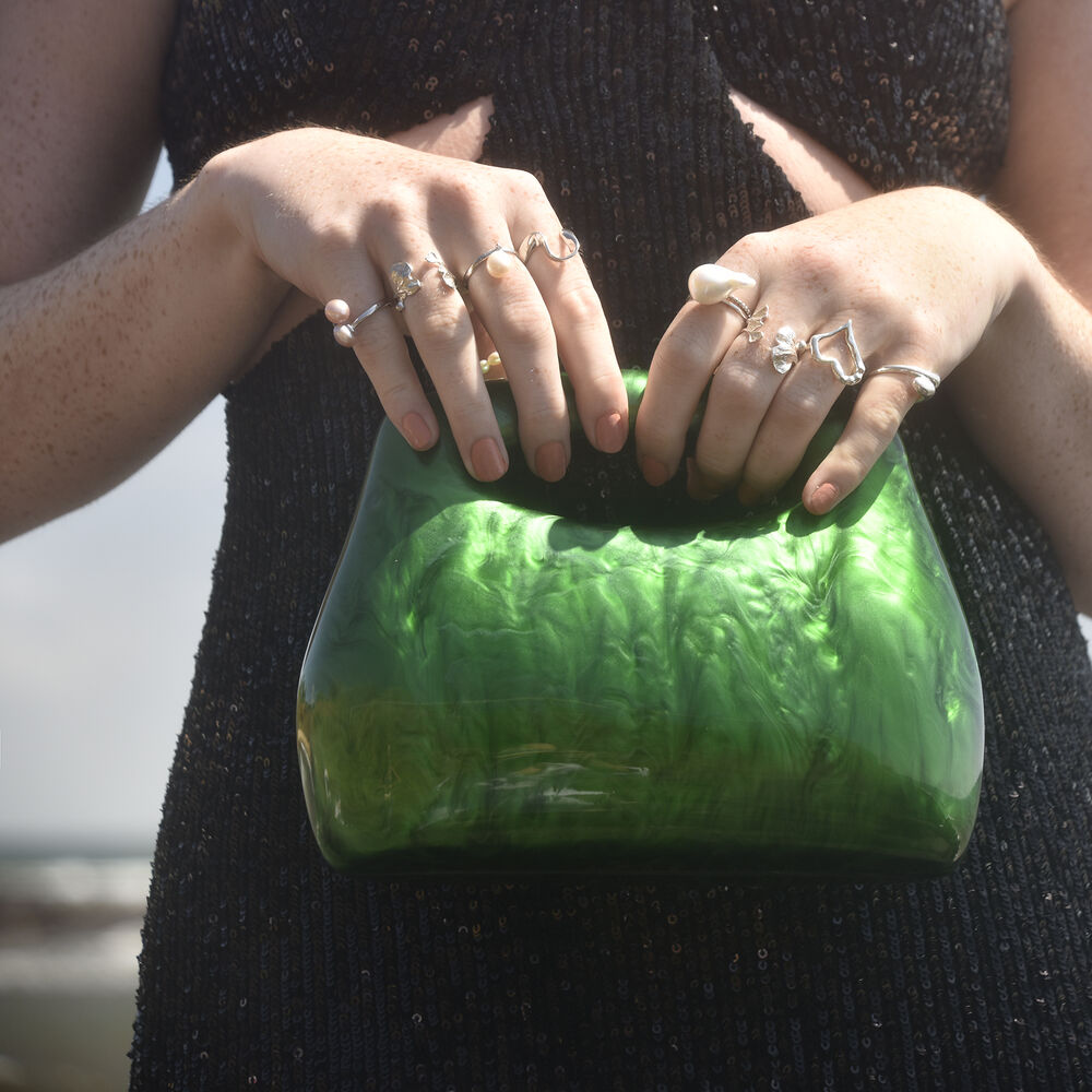 Culturesse Elka Artsy Resin Clutch (Emerald Green)