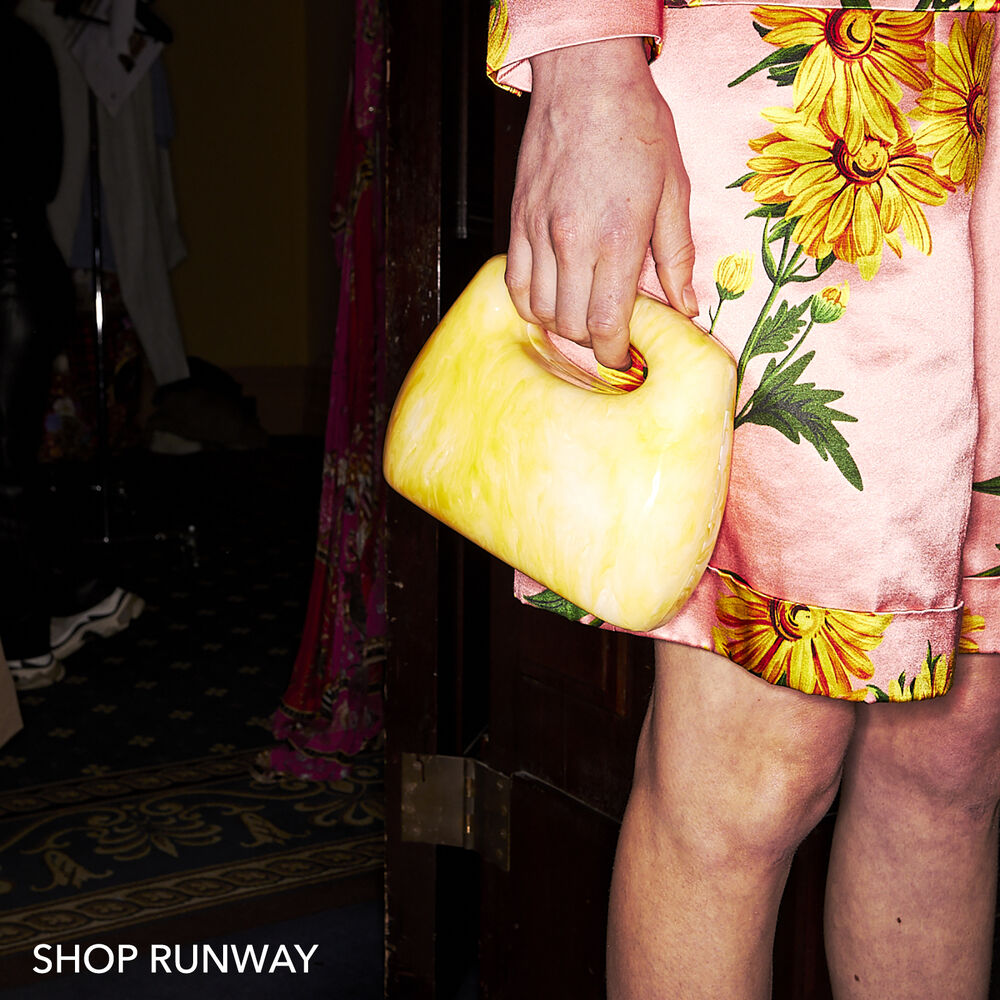 Culturesse Elka Artsy Resin Clutch (Lemon)