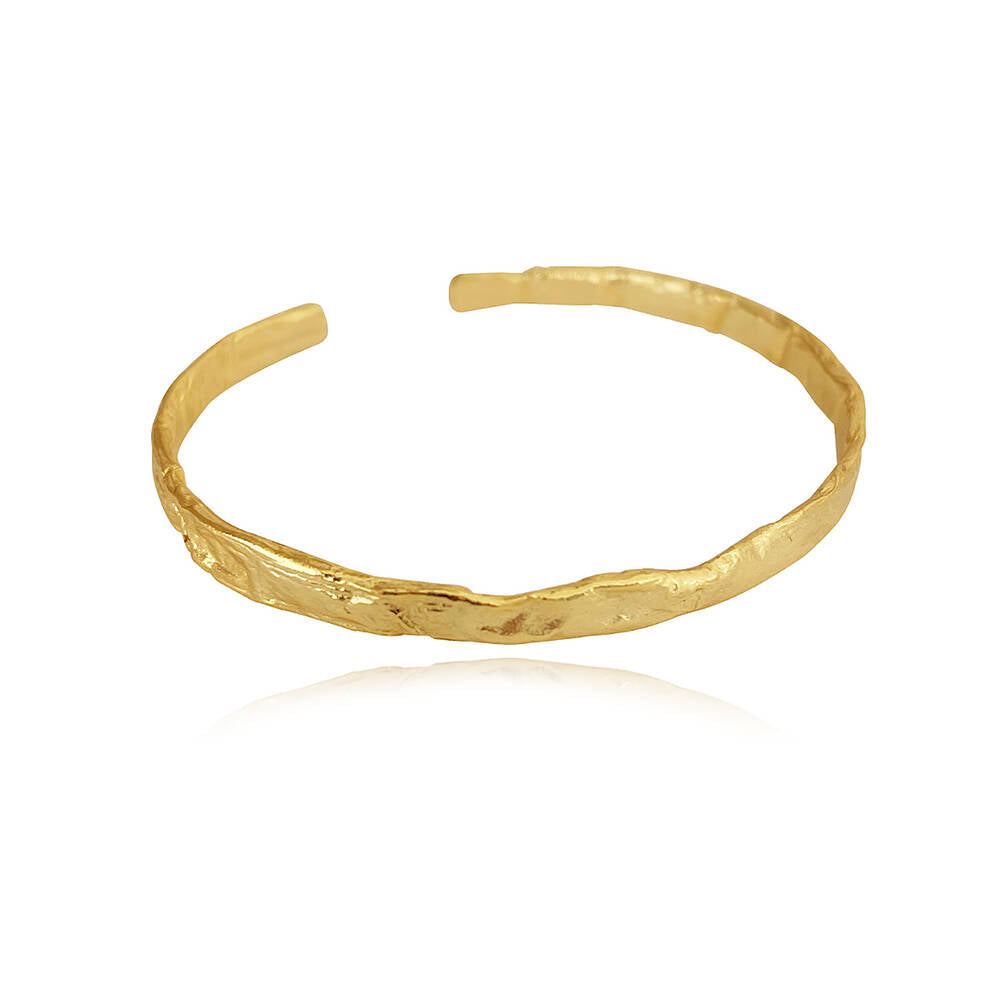 Culturesse Fossette Artisan Textured Bangle (Gold)