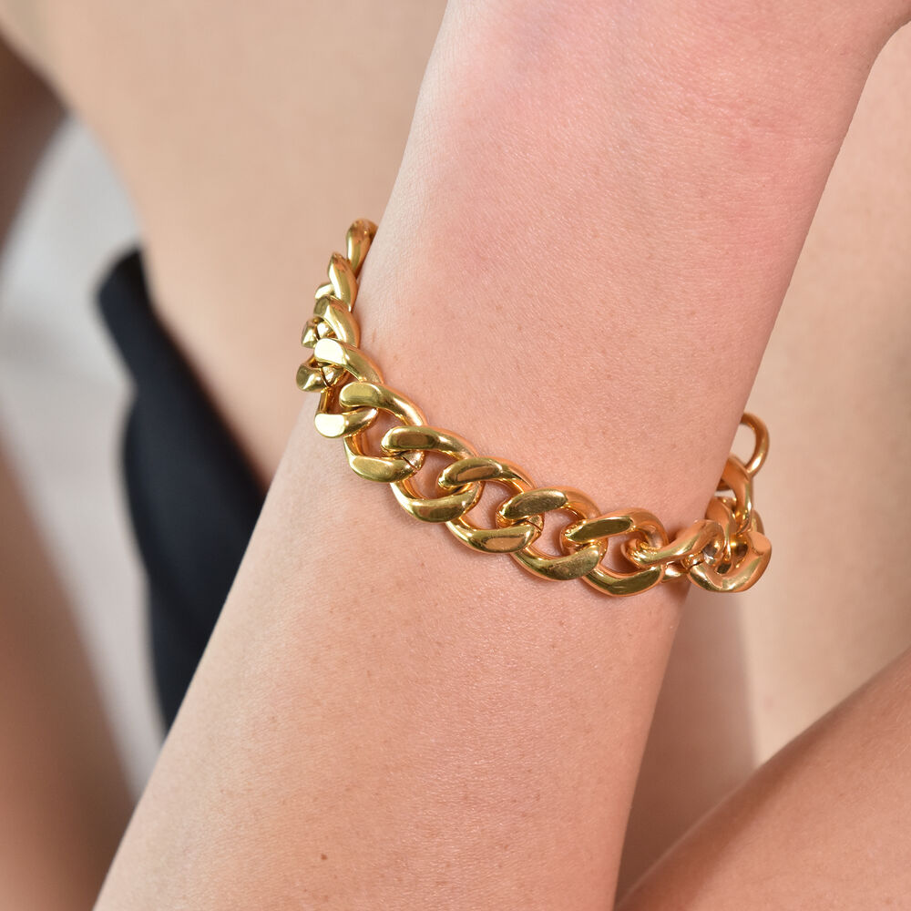 Culturesse Cleo Modern Muse Gold Chain Bracelet