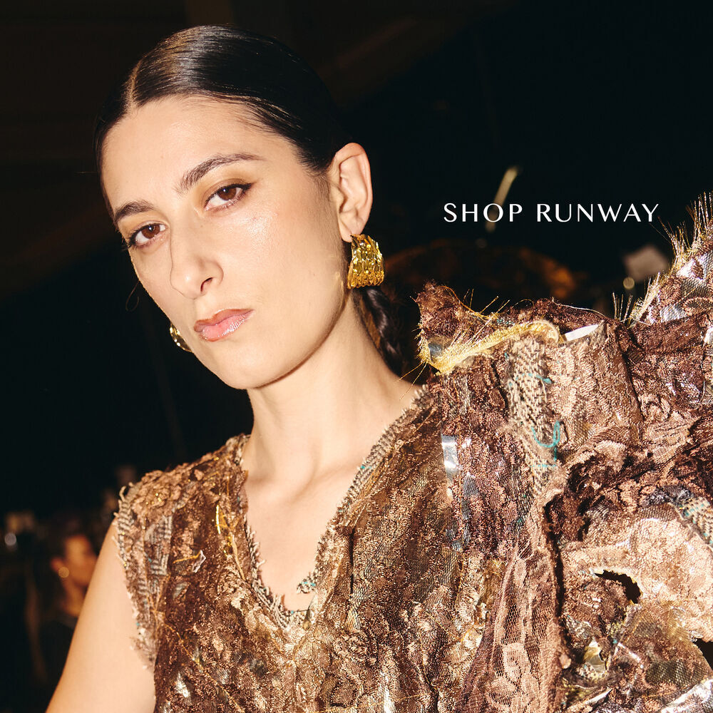 Culturesse Raphaella 24K Sculpture Curve Earrings