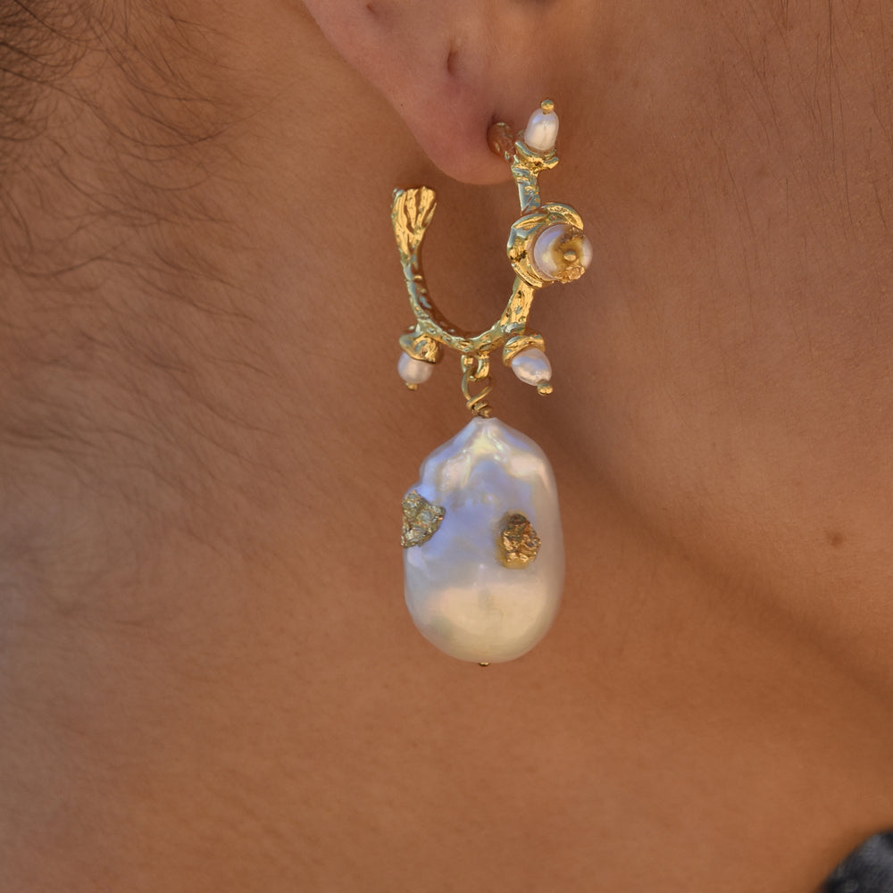 Culturesse Francoise Luxury 24K Baroque Pearl Drop Earrings (with Gold Leaf)