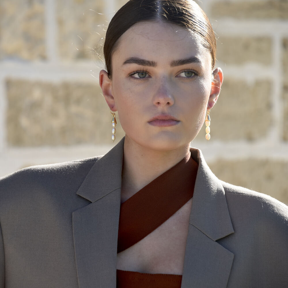 Culturesse Loire Pearl Drop Earrings