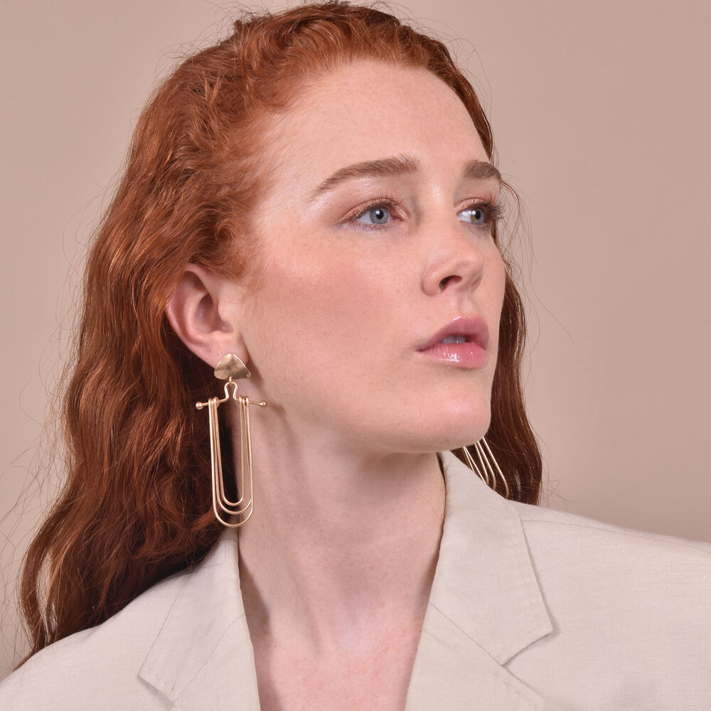 Culturesse Editta Sculpture Layered Earrings