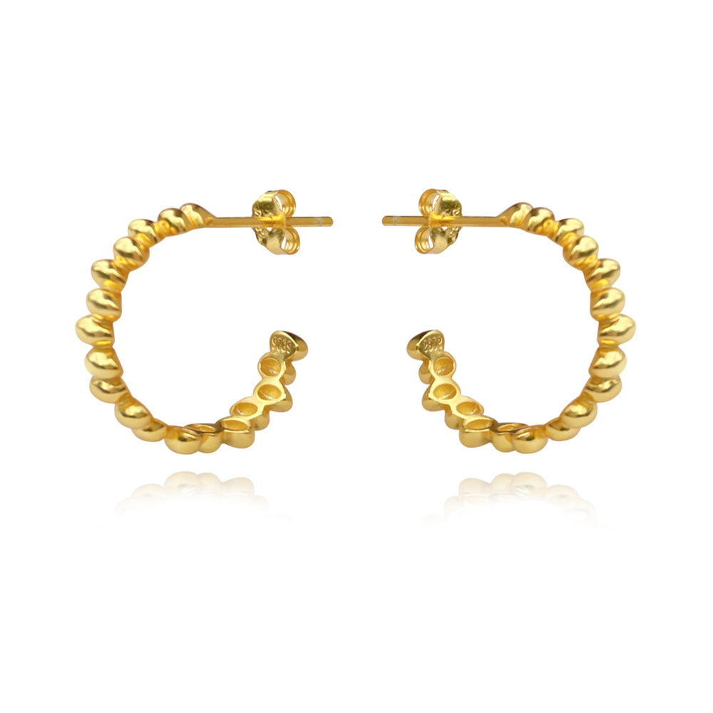 Culturesse Aisling Beaded C Hoop Earrings (Gold Vermeil)