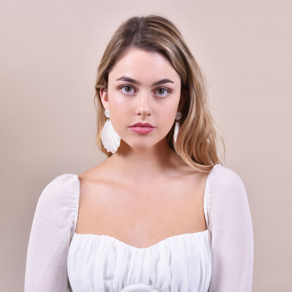 Culturesse Shea Beige Goddess Earrings