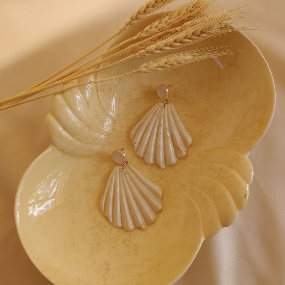 Culturesse Shea Beige Goddess Earrings