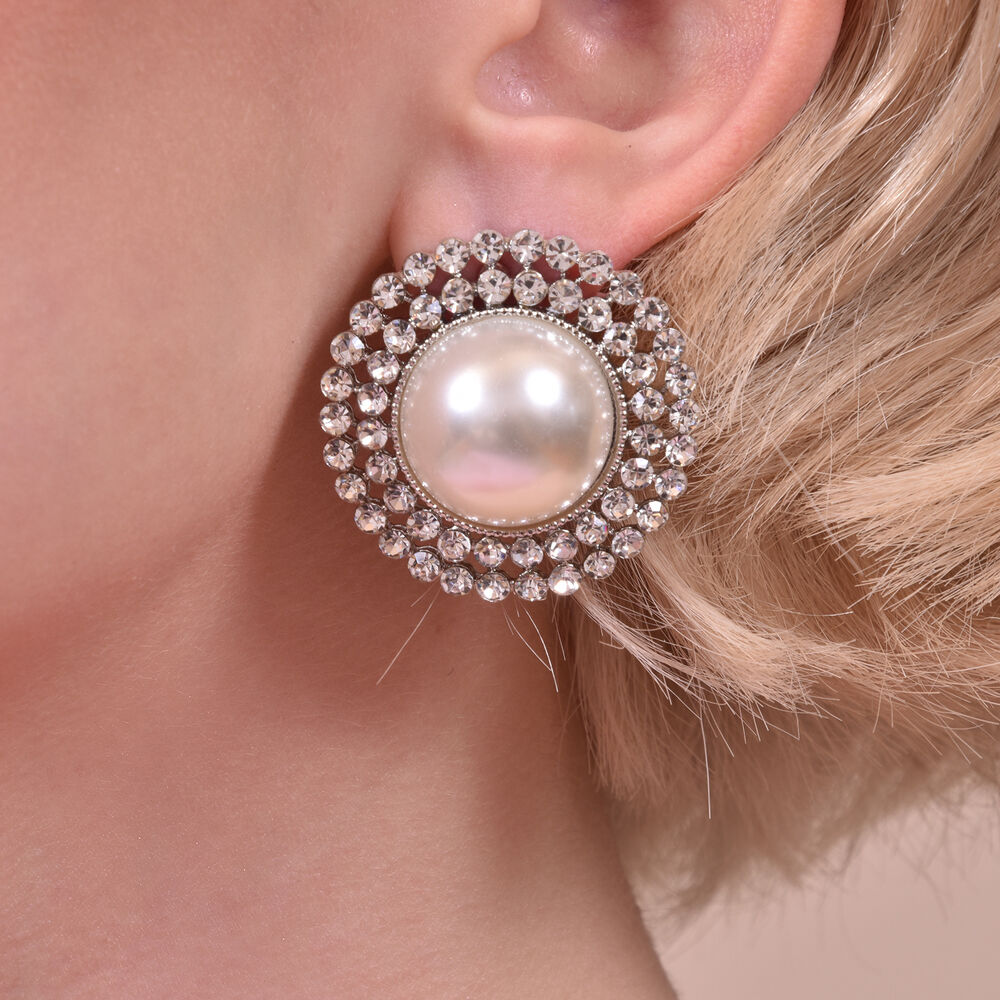 Culturesse Le Paris 60s Pearl Stud Earrings