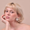 Culturesse Le Paris 60s Pearl Stud Earrings