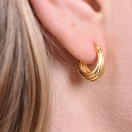 Culturesse Jolie Deco Bowl Huggie Earrings (Gold)