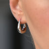 Culturesse Tate Sculptural Huggie Hoop Earrings (Silver)