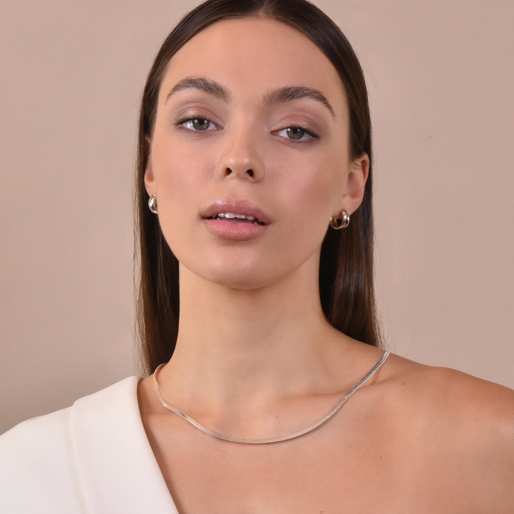 Culturesse Arjean Solid Silver Wide Hoop Earrings